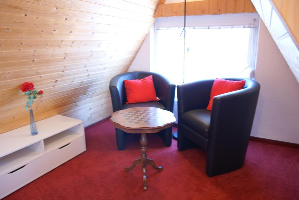 Ferienwohnungen Am Kleinen See Bergen Auf Rugen Exterior photo